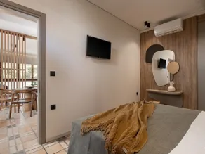 Xenios Dias Luxury Apartments With Sea View - Image 5