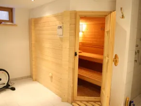 Appartamento con terrazza e sauna - Image 3