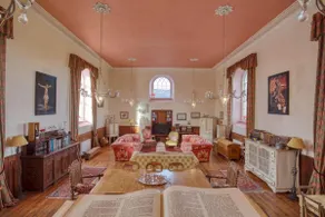 Historic Chapel Great Facilities nr Beaches - Image 3