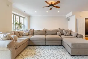 Windy City Getaway | 3br 2ba Chicago Townhouse - Image 2