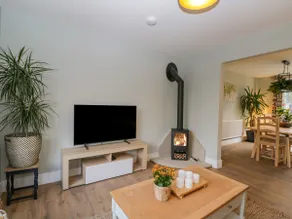 Birch House - Image 2