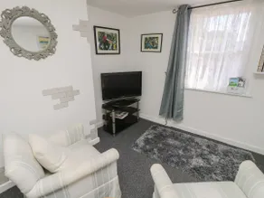 Castle Cottage - Image 4