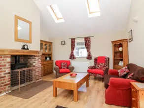 2 Pines Farm Cottages - Image 4