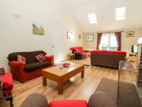 2 Pines Farm Cottages - Image 3