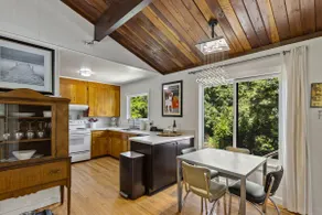Moondance - Contemporary Riverfront Home - Image 4