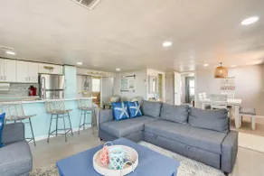 Oceanfront Deck: Surfside Beach Vacation Rental! - Image 3