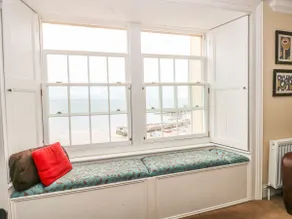 Apartment 2 - Image 4