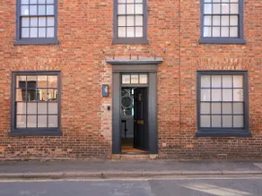 12 Banks Street - Image 3