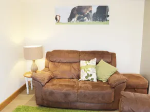 Acorn Cottage - Image 2