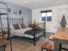 Chalet 1 - Image 3