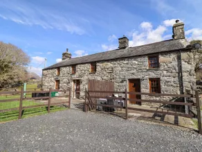 Cwm Yr Afon Mawr - Image 2
