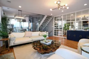 Modern 4bdr Oceanfront home - Image 2