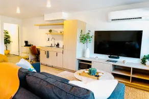 Songwriter's Suite: Luxe Music Row Stay! - Image 3