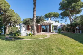 Villa Alconada Marbella Beach House - Image 4
