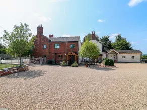 Bellamour End Cottage - Image 2