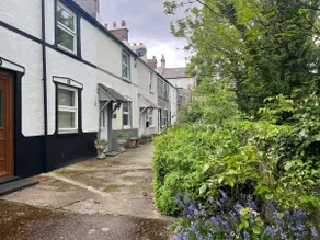4 RAILWAY TERRACE, animaux acceptés, avec jardin à Conwy - Image 2