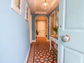 1 Tower House - Image 4