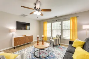 Charming North Charleston Townhome - Pets Welcome! - Image 4