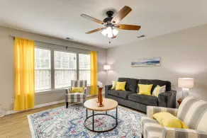 Charming North Charleston Townhome - Pets Welcome! - Image 5