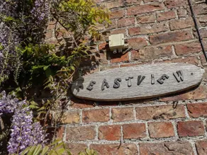 1 Eastview - Image 4