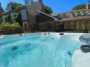 Bailey Cottage - Image 2