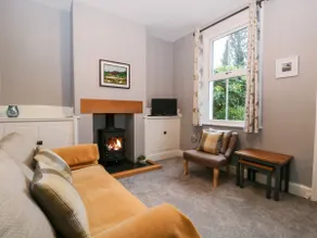 7 Railway Cottages - Image 3