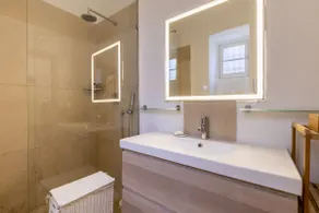 Vallettas Finest : 17th Century Suite In A Palazzo - Image 5