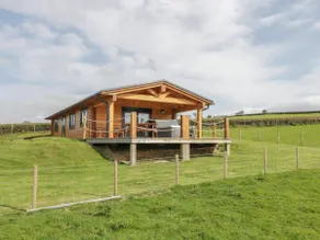 Bryn Eiddon Log Cabin - Image 5