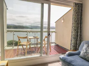 25 South Snowdon Wharf - Image 3