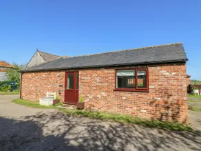 1 Pines Farm Cottages - Image 2