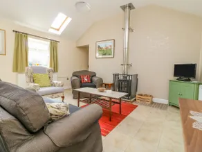 1 Pines Farm Cottages - Image 5