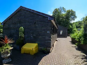 3 Manleigh Park - Image 5