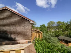 3 Manleigh Park - Image 2