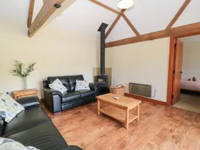 Corner Barn - Image 5