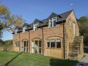 Granary Cottage - Image 2