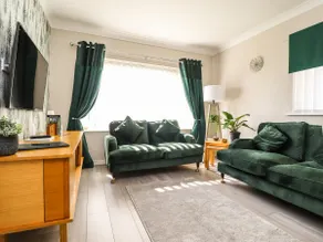 2 Pine Grove - Image 4