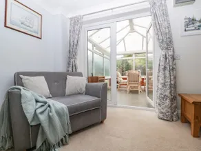 2 Bathsheba Terrace - Image 4