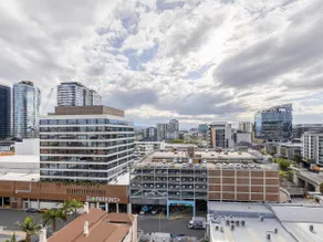 Valley Centre Boutique 2Bed2bath Apt w/Pool + Car - Image 5