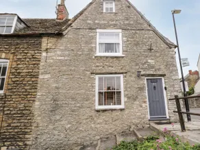 Corner Cottage - Image 3