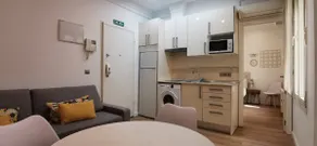 Quiet flat in Chueca - Image 2
