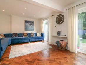 4 Woodland Park - Image 2