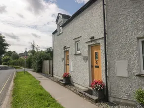 Betty's Mews - Image 2