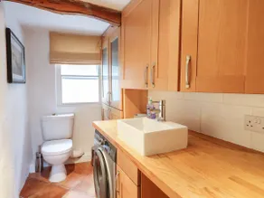 Christmas Cottage - Image 5