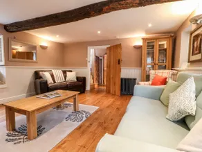 Christmas Cottage - Image 4