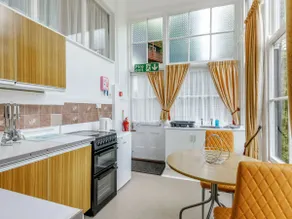 Clooneavin Apartment 8 - Image 5