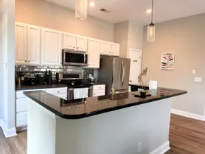 Adorable apartment uptown - Image 3