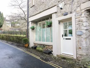 Blacksmith Cottage - Image 2