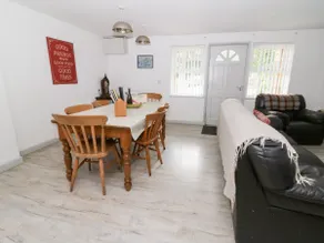 Cariad Cottage, ABERAERON - Image 5