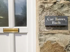 Cae Tanws Bach - Image 4