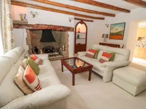 1A Chantry Place - Image 4